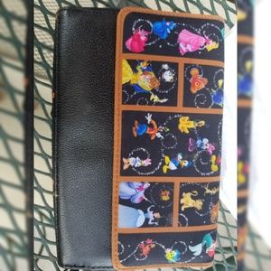 Disney Wallet